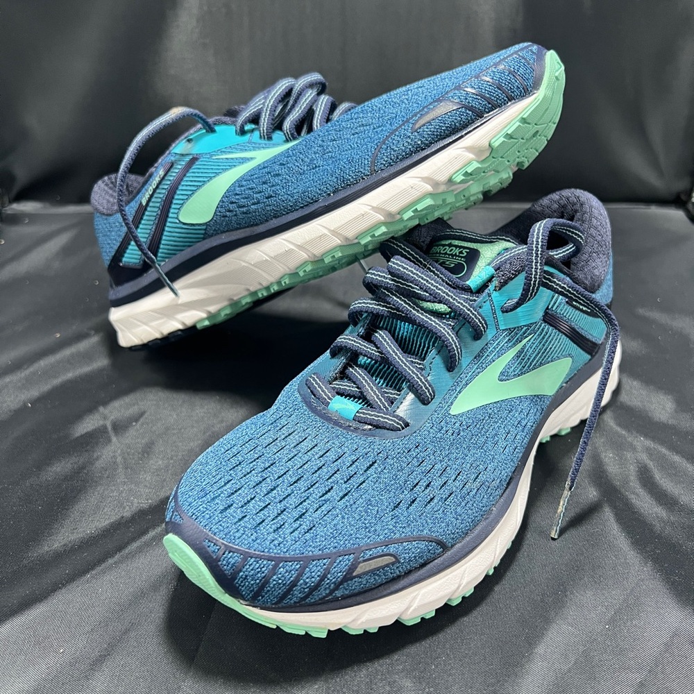 Brooks Women’s Running Shoes - Size 7.5